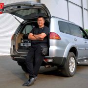 Teman Jalan Seorang Donny Kesuma