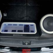 Hi Res Composition on Pajero