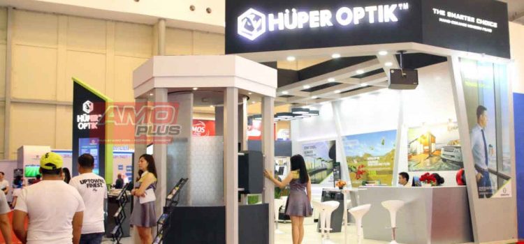 Huper Optik hadir dengan booth elegan di GIIAS 2018