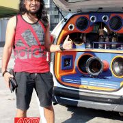 Standard look outside, but have a good sound inside