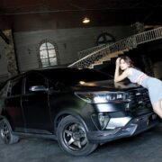 Kolaborasi Perangkat Premium
