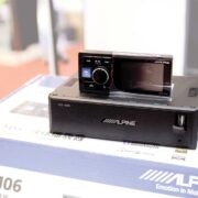 Alpine UTX-M06