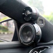 Menjangkau Bidang Audio Yang Komplit