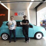 Sally X Gofar Hilman: Kolaborasi Visioner Mobiletech & Gofar Hilman Menghidupkan Kembali Mobil Agya 2013 Yang Futuristik