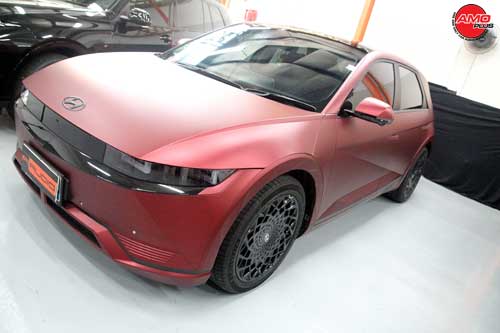 Electric Car With Premium Class Audio